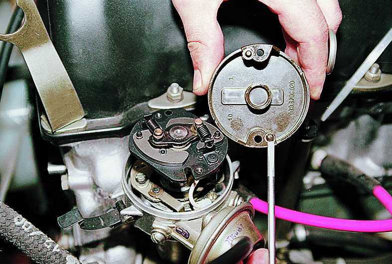 Ваз 2106 горит лампочка давления масла на холостых на прогретом двигателе