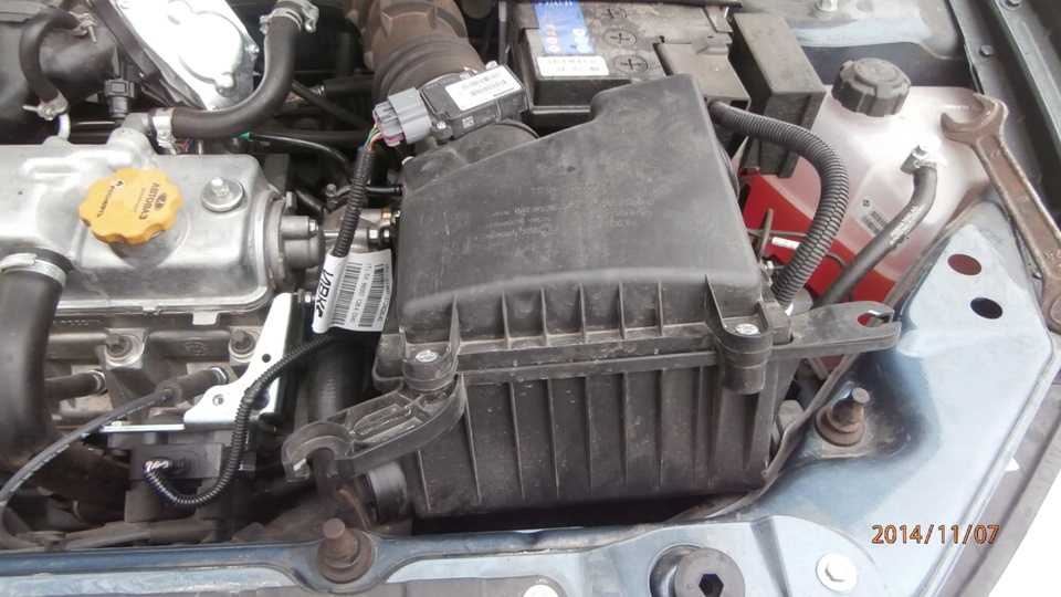 Lada kalina 2 масло для двигателей сколько и какого требуется?