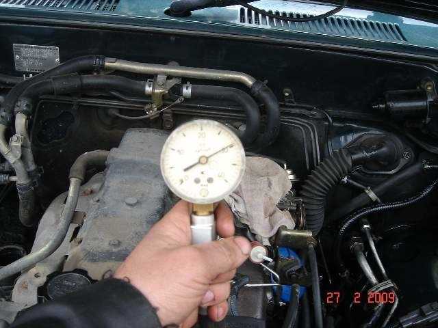 Как проверить компрессию двигателя без приборов: доступные способы