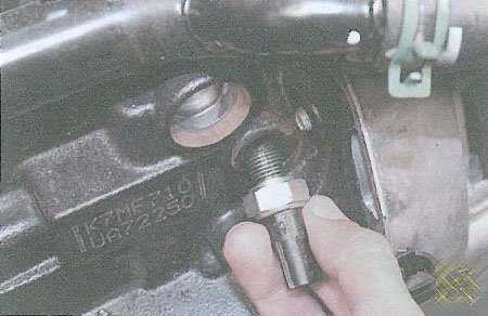 Как поменять масло в двигателе лада ларгус своими руками?