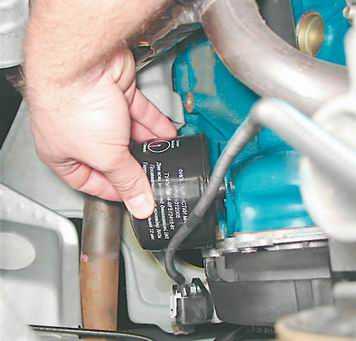 Замена моторного масла в двигателе ваз 2107: пошаговая инструкция