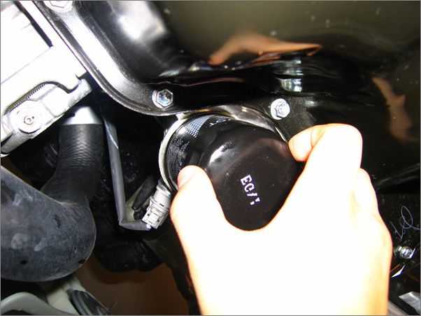 Замена масла в двигателе lada kalina своими руками: пошаговая инструкция с видео