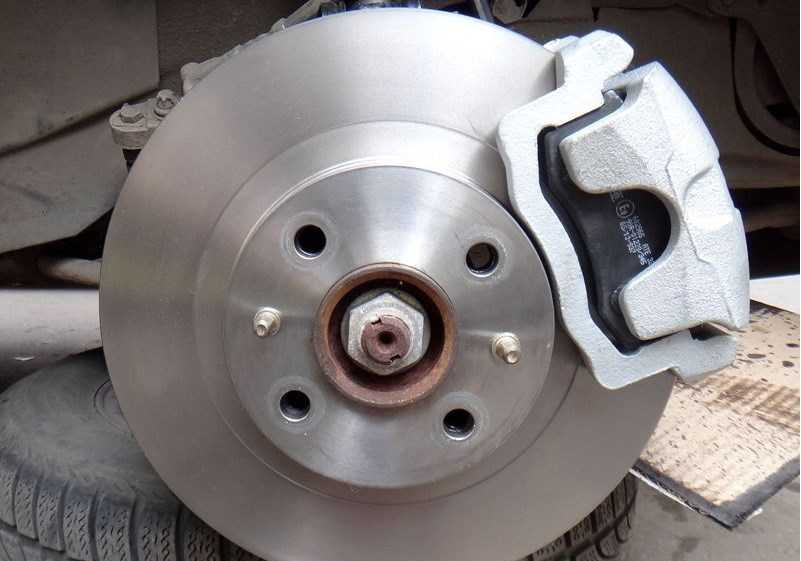Углы установки передних колес lada kalina 1117 2004 - 2013