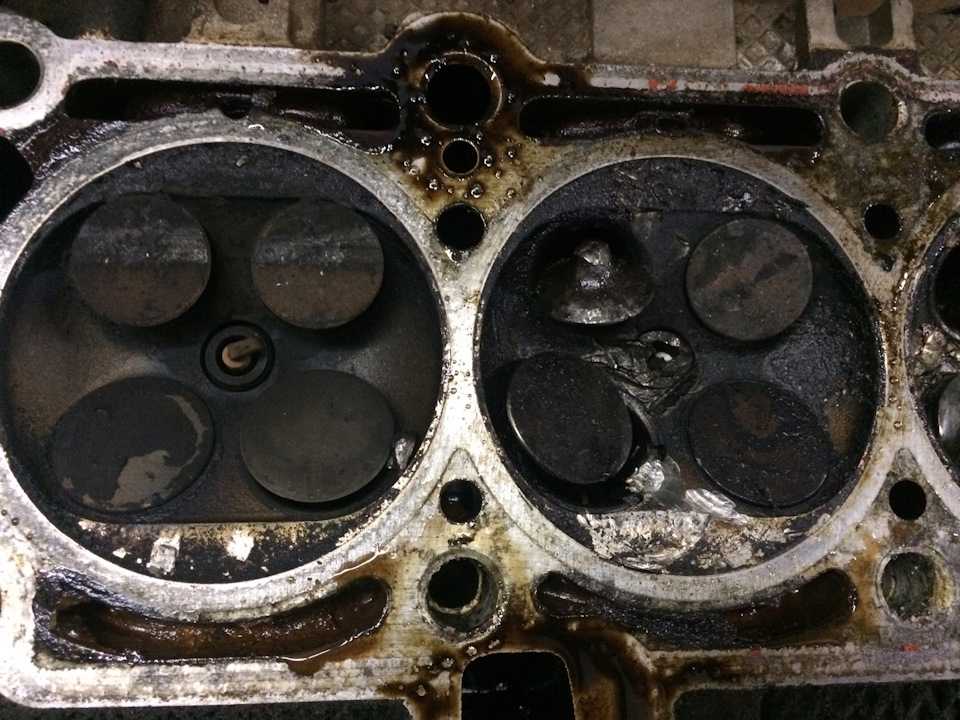 На каком двигателе гнет клапана 21124 или 21126