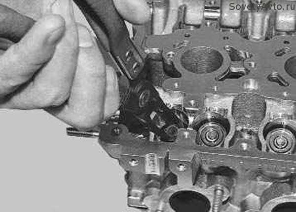 Ремонт двигателя лады приора: в каких случаях требуется (перегрев, стук, прочее), как выполнить самостоятельно для модели с 8 и 16 клапанами
